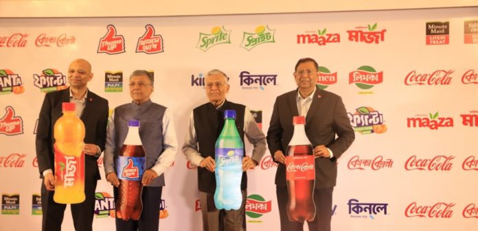 Coca-Cola-India-Spokespersons-unveil-latest-Bengali-Labels-at-Press-Conference-in-Kolkata.rendition.940.456 Coca Cola
