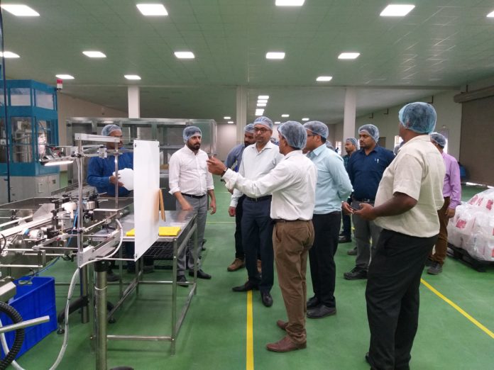 Inside the factory of Silvassa_Sanjay Interacting with the team 2 MTL