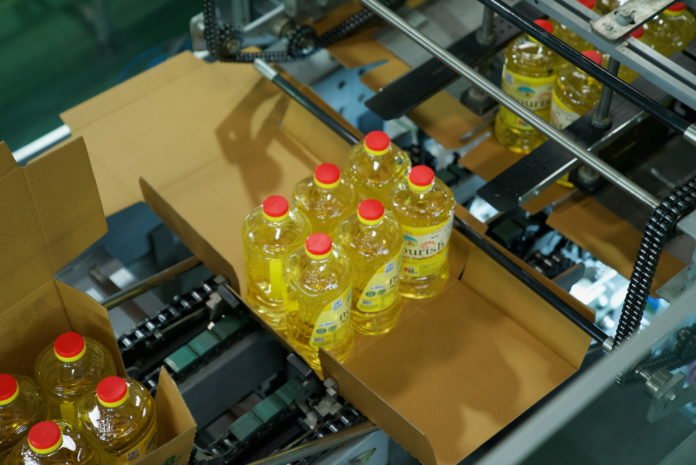 vcsPRAsset_3534731_675714_9a386135-608f-4bce-9f48-ab57b2a8d88d_0 Edible oil
