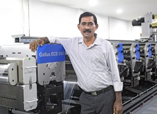 Balai Adhikary, director, Libako Packaging, with the new Gallus ECS 340 flexo press installed in the Ecospace built in the Jalpath in Kolkata Photo: Gallus Ferd. Rüesch