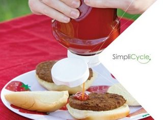Aptar's recyclable SimpliCycle valve technology in Kraft Heinz Ketchup packaging