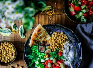GoKhana digitizing the operations of institutional food-courts by introducing efficiencies and making the entire food-ordering process convenient, efficient, and contactless Photo Credit: Unsplash