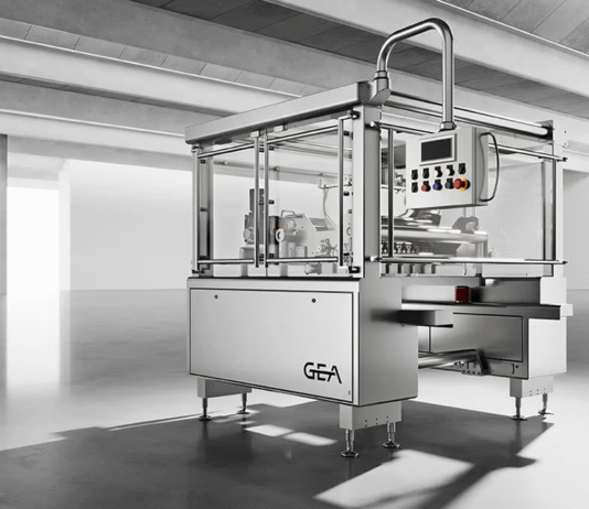 The GEA Bake Depositor MO: A newly designed depositor dedicated to a wide range of doughs, batters and fillings. Engineered to process high volumes of products, it can handle various types of cake and pies
