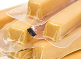 Mono-material polyethylene pouch for cheese packaging  polyethylene