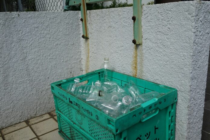 muki-pan-esEbfQBKaEI-unsplash (2) The Plastic Waste Management Rules, 2016 (as amended), mandate the use of 30% recycled content in rigid plastic packaging from 2025-26, with a gradual annual increase of 10% until reaching 60% in 2028-29 and beyond.